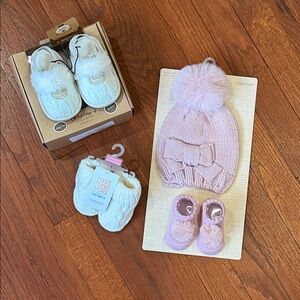 BNWT Carter's Pink Knit Pom Hat with Bow and Matching Pink Booties